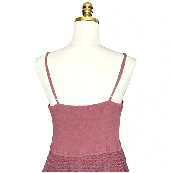 ABERCROMBIE & FITCH | Dusty Rose Eyelet Crochet Smoked Back Dress Size L - Picture 7 of 10